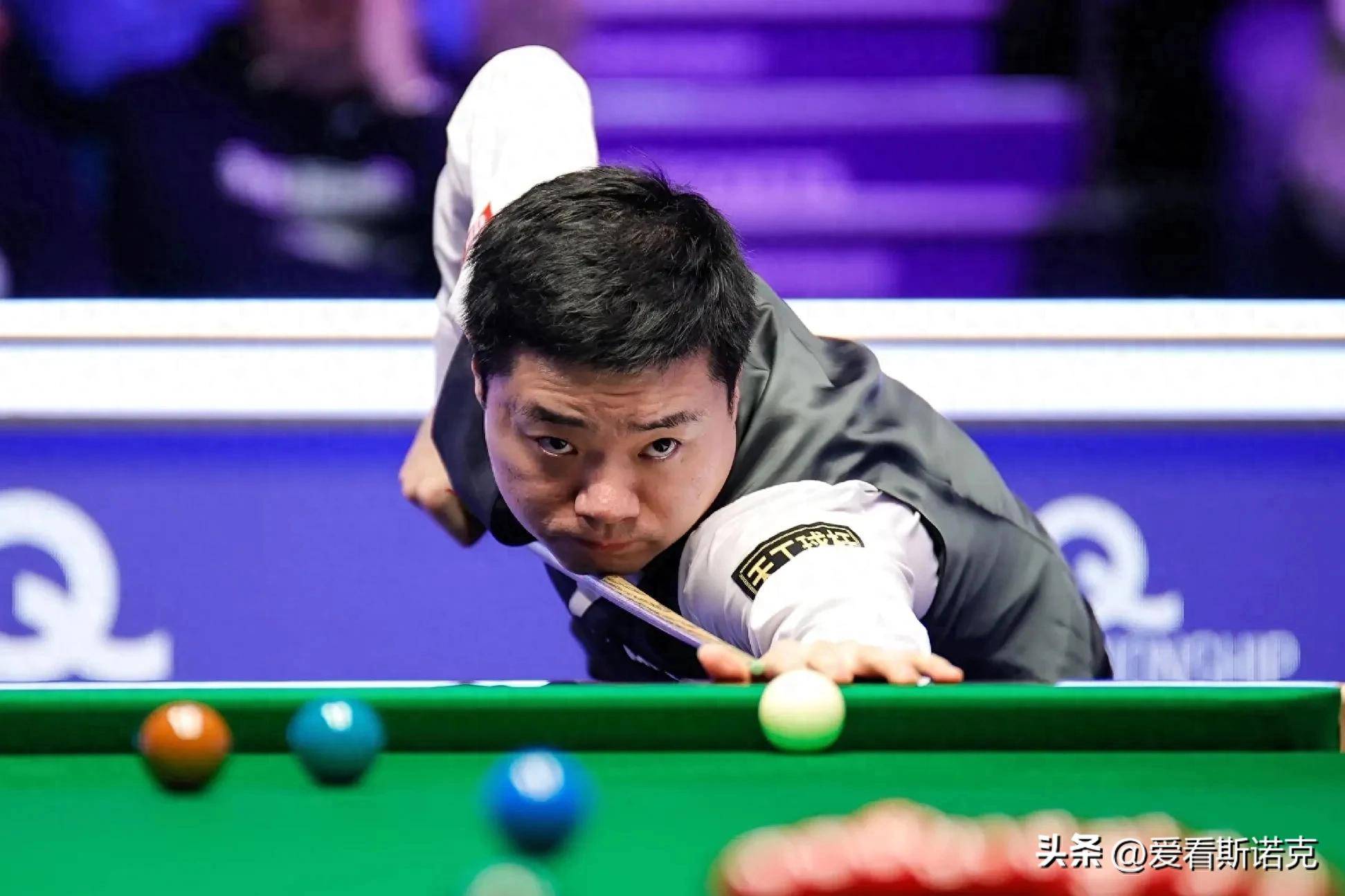 出了自己与 出了自己与