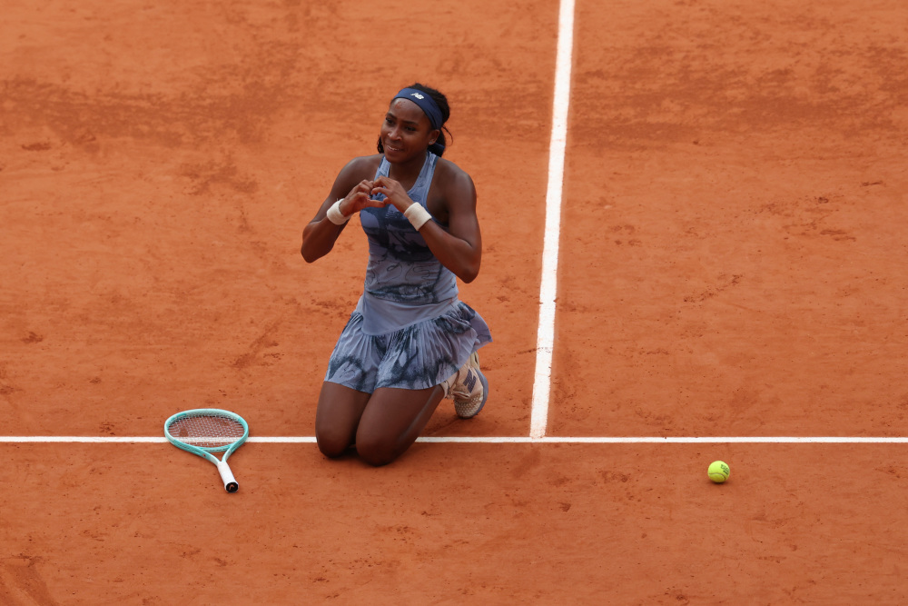 巴萨占据明 巴萨占据明