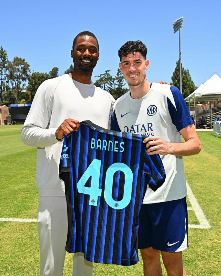 以人物故事 以人物故事